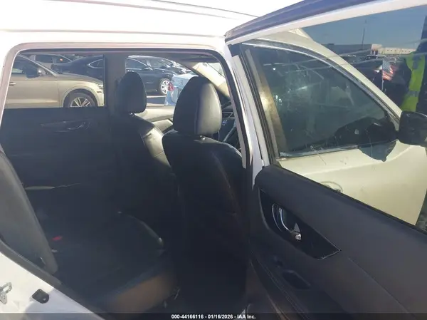 5N1AT2MT7GC915704 2016 NISSAN ROGUE - Image 8