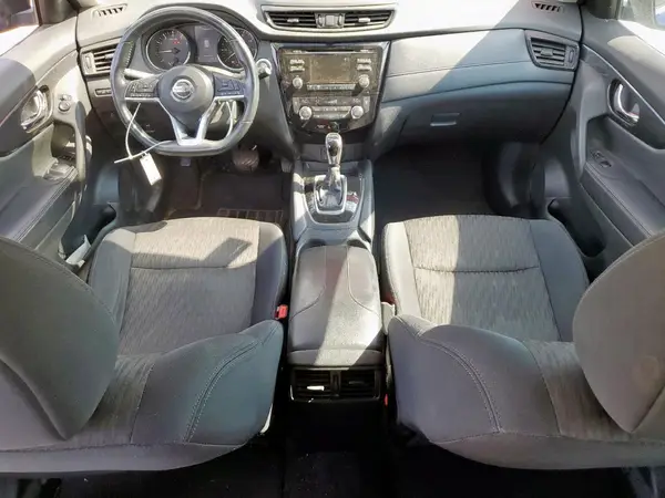 5N1AT2MT7HC735947 2017 NISSAN ROGUE - Image 8