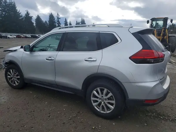 5N1AT2MT7HC742560 2017 NISSAN ROGUE - Image 2