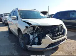 5N1AT2MT7HC749699 2017 NISSAN ROGUE