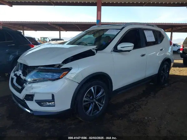 5N1AT2MT7HC768317 2017 NISSAN ROGUE - Image 2