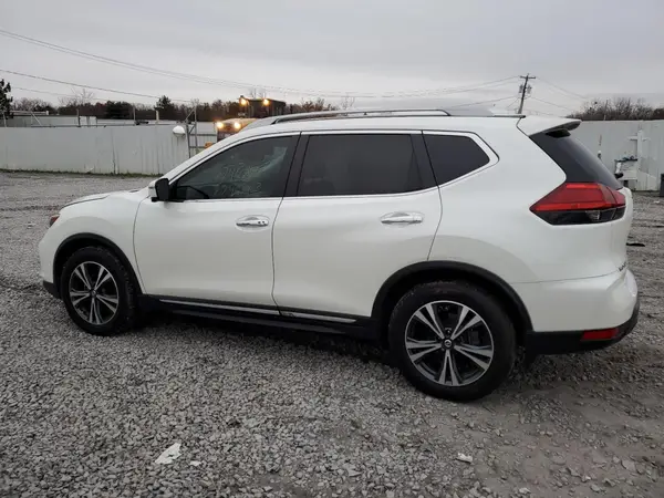 5N1AT2MT7HC779348 2017 NISSAN ROGUE - Image 2