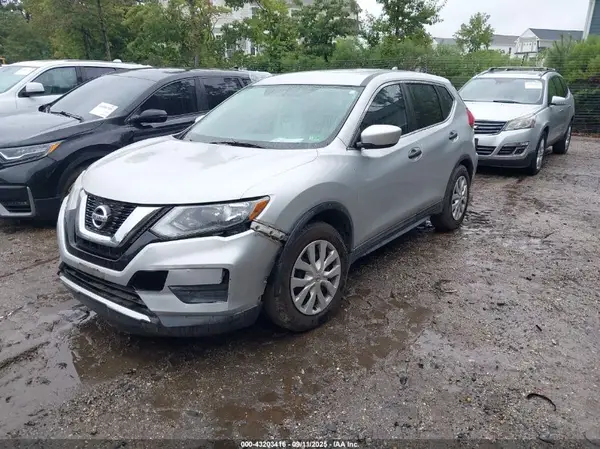5N1AT2MT7HC782315 2017 NISSAN ROGUE - Image 2