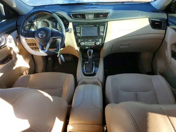 5N1AT2MT7HC782962 2017 NISSAN ROGUE - Image 8