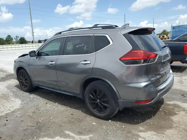 5N1AT2MT7HC800232 2017 NISSAN ROGUE - Image 2