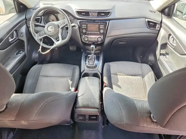 5N1AT2MT7HC801168 2017 NISSAN ROGUE - Image 8