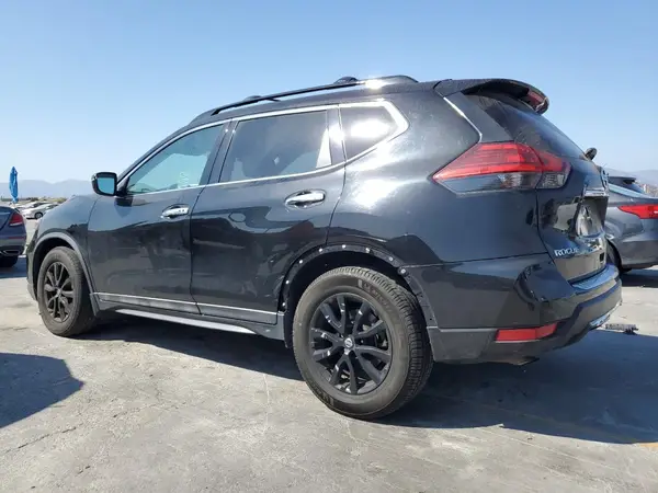 5N1AT2MT7HC821341 2017 NISSAN ROGUE - Image 2