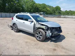5N1AT2MT7HC826121 2017 NISSAN ROGUE