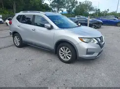 5N1AT2MT7HC826488 2017 NISSAN ROGUE