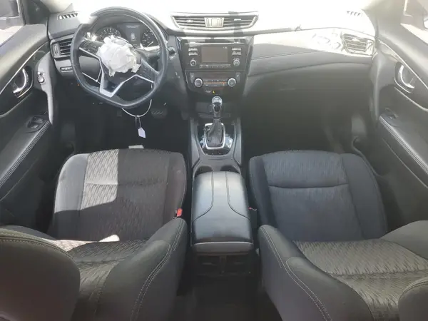 5N1AT2MT7HC827270 2017 NISSAN ROGUE - Image 8