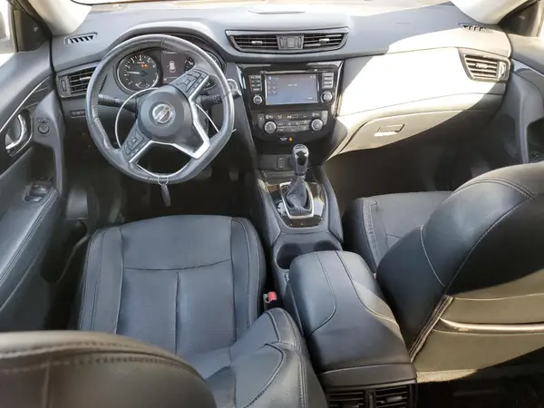 5N1AT2MT7HC830265 2017 NISSAN ROGUE - Image 8