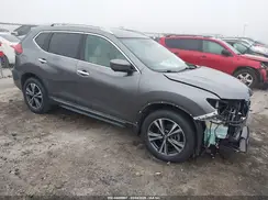 5N1AT2MT7HC831173 2017 NISSAN ROGUE