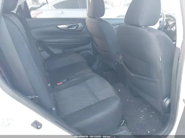 5N1AT2MT7HC839922 2017 NISSAN ROGUE - Image 8