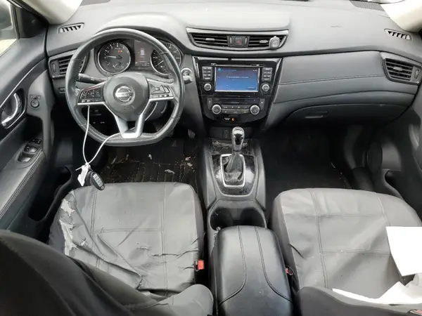 5N1AT2MT7HC841332 2017 NISSAN ROGUE - Image 8