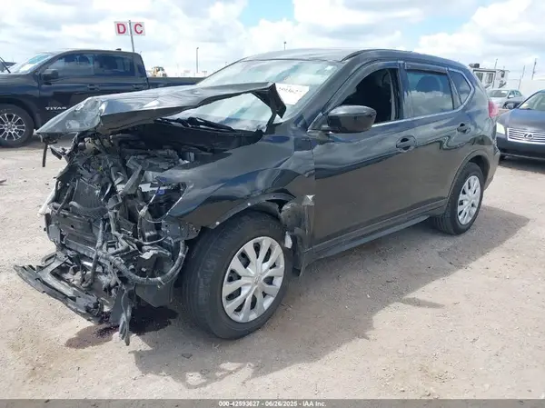 5N1AT2MT7HC844764 2017 NISSAN ROGUE - Image 2