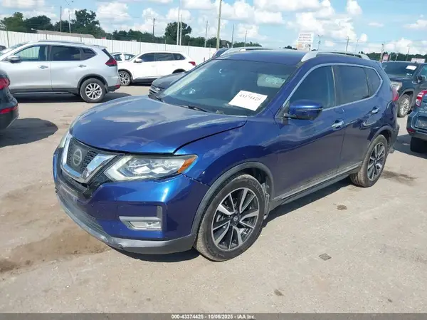 5N1AT2MT7HC865484 2017 NISSAN ROGUE - Image 2