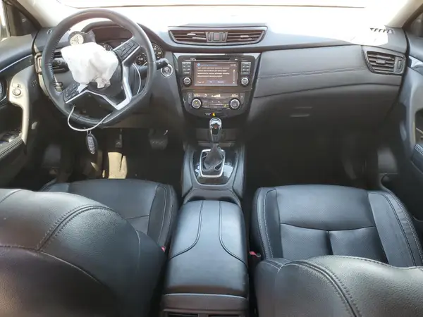 5N1AT2MT7HC866196 2017 NISSAN ROGUE - Image 8