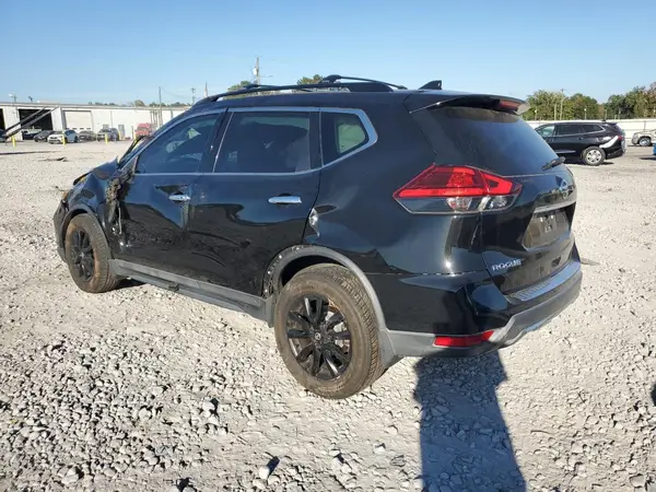 5N1AT2MT7HC866439 2017 NISSAN ROGUE - Image 2
