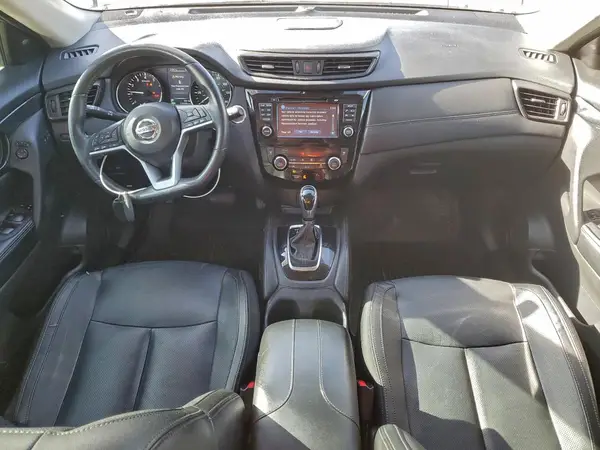 5N1AT2MT7HC873181 2017 NISSAN ROGUE - Image 8