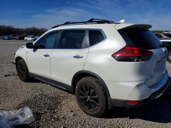 5N1AT2MT7HC879854 2017 NISSAN ROGUE - Image 2