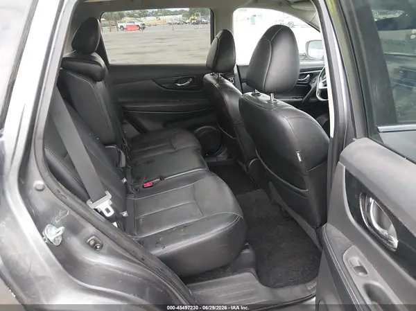 5N1AT2MT7HC882320 2017 NISSAN ROGUE - Image 8