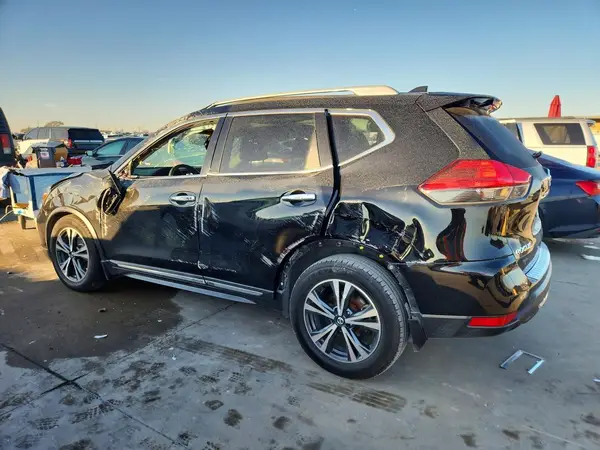 5N1AT2MT7HC885248 2017 NISSAN ROGUE - Image 2