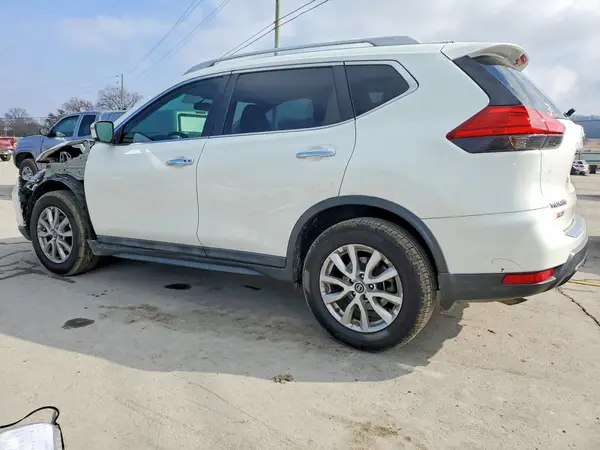 5N1AT2MT7HC886772 2017 NISSAN ROGUE - Image 2