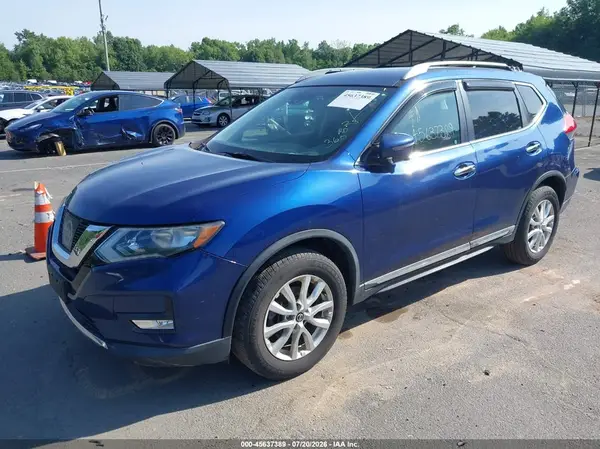 5N1AT2MT7HC888666 2017 NISSAN ROGUE - Image 2