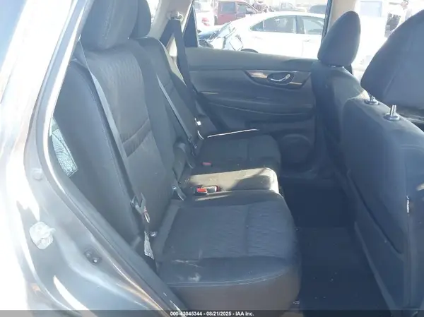5N1AT2MT7HC893981 2017 NISSAN ROGUE - Image 8