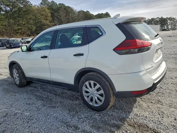 5N1AT2MT7HC896167 2017 NISSAN ROGUE - Image 2