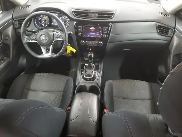5N1AT2MT7JC700637 2018 NISSAN ROGUE - Image 8