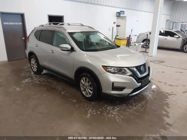 5N1AT2MT7JC707362 2018 NISSAN ROGUE - Image 1