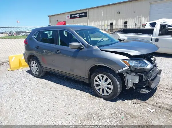 5N1AT2MT7JC709659 2018 NISSAN ROGUE - Image 1