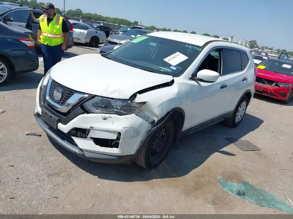5N1AT2MT7JC714263 2018 NISSAN ROGUE - Image 2