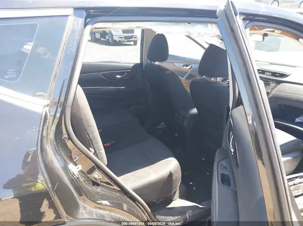 5N1AT2MT7JC723853 2018 NISSAN ROGUE - Image 8