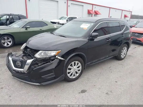 5N1AT2MT7JC723884 2018 NISSAN ROGUE - Image 2