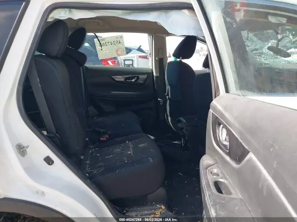 5N1AT2MT7JC731063 2018 NISSAN ROGUE - Image 8