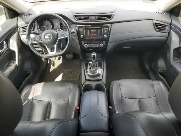 5N1AT2MT7JC740507 2018 NISSAN ROGUE - Image 8