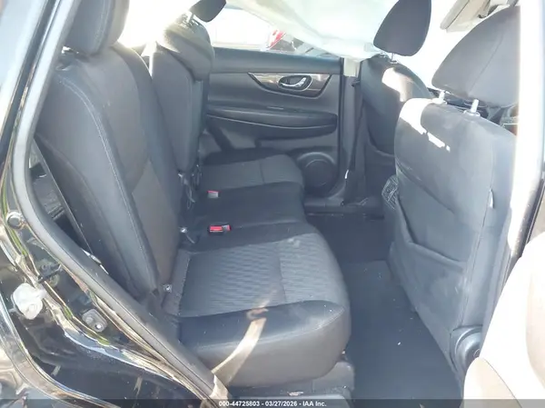 5N1AT2MT7JC741429 2018 NISSAN ROGUE - Image 8