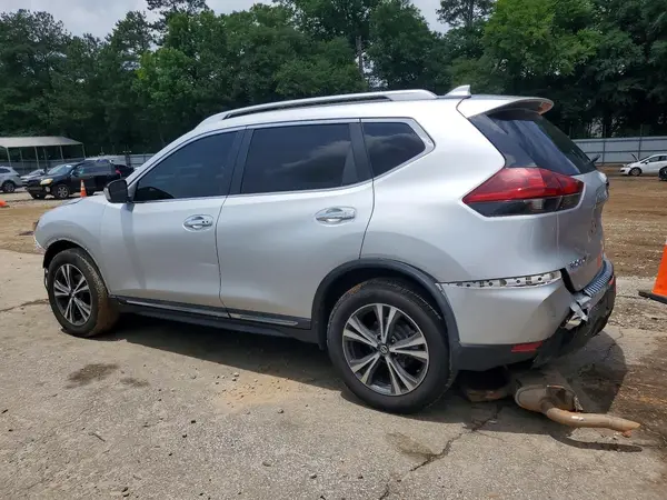 5N1AT2MT7JC758053 2018 NISSAN ROGUE - Image 2