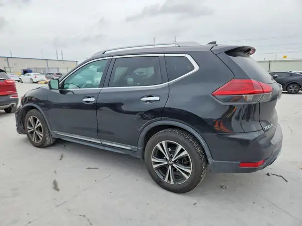 5N1AT2MT7JC777377 2018 NISSAN ROGUE - Image 2
