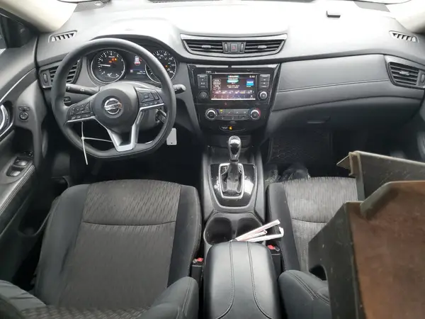5N1AT2MT7JC777492 2018 NISSAN ROGUE - Image 8