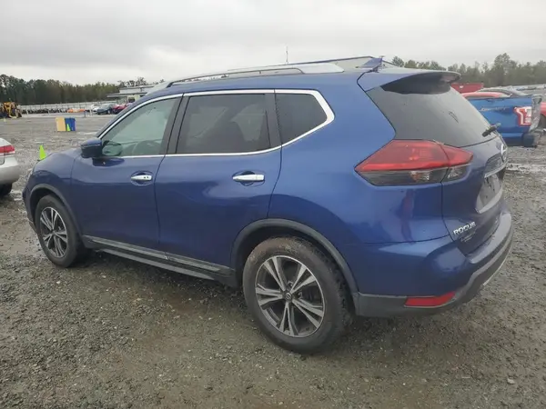 5N1AT2MT7JC780957 2018 NISSAN ROGUE - Image 2