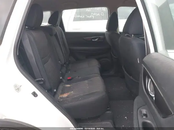 5N1AT2MT7JC784801 2018 NISSAN ROGUE - Image 8