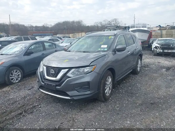 5N1AT2MT7JC794924 2018 NISSAN ROGUE - Image 2