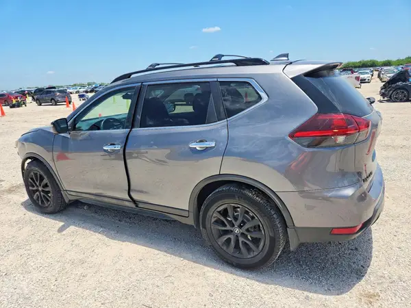 5N1AT2MT7JC795507 2018 NISSAN ROGUE - Image 2