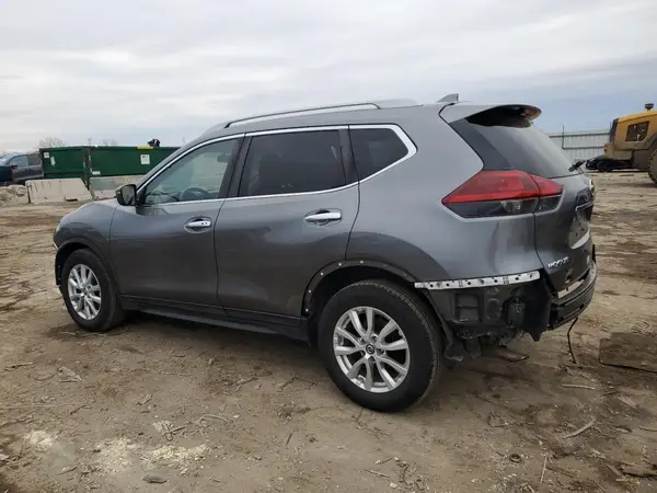 5N1AT2MT7JC800933 2018 NISSAN ROGUE - Image 2