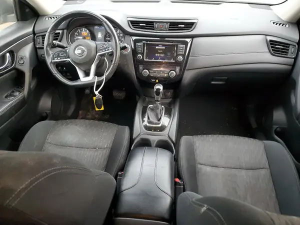 5N1AT2MT7JC800933 2018 NISSAN ROGUE - Image 8