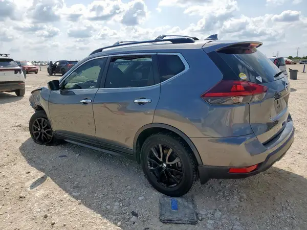 5N1AT2MT7JC801273 2018 NISSAN ROGUE - Image 2
