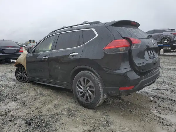 5N1AT2MT7JC802598 2018 NISSAN ROGUE - Image 2